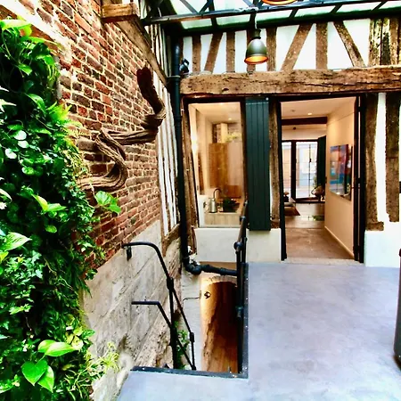 L'atelier 1742 - Atypique Jacuzzi Centre * Ruan