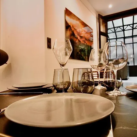 L'atelier 1742 - Atypique Jacuzzi Centre *